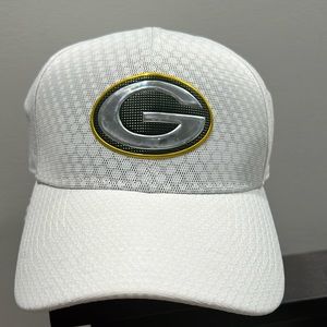 NWOT GB Packers cap - L/XL